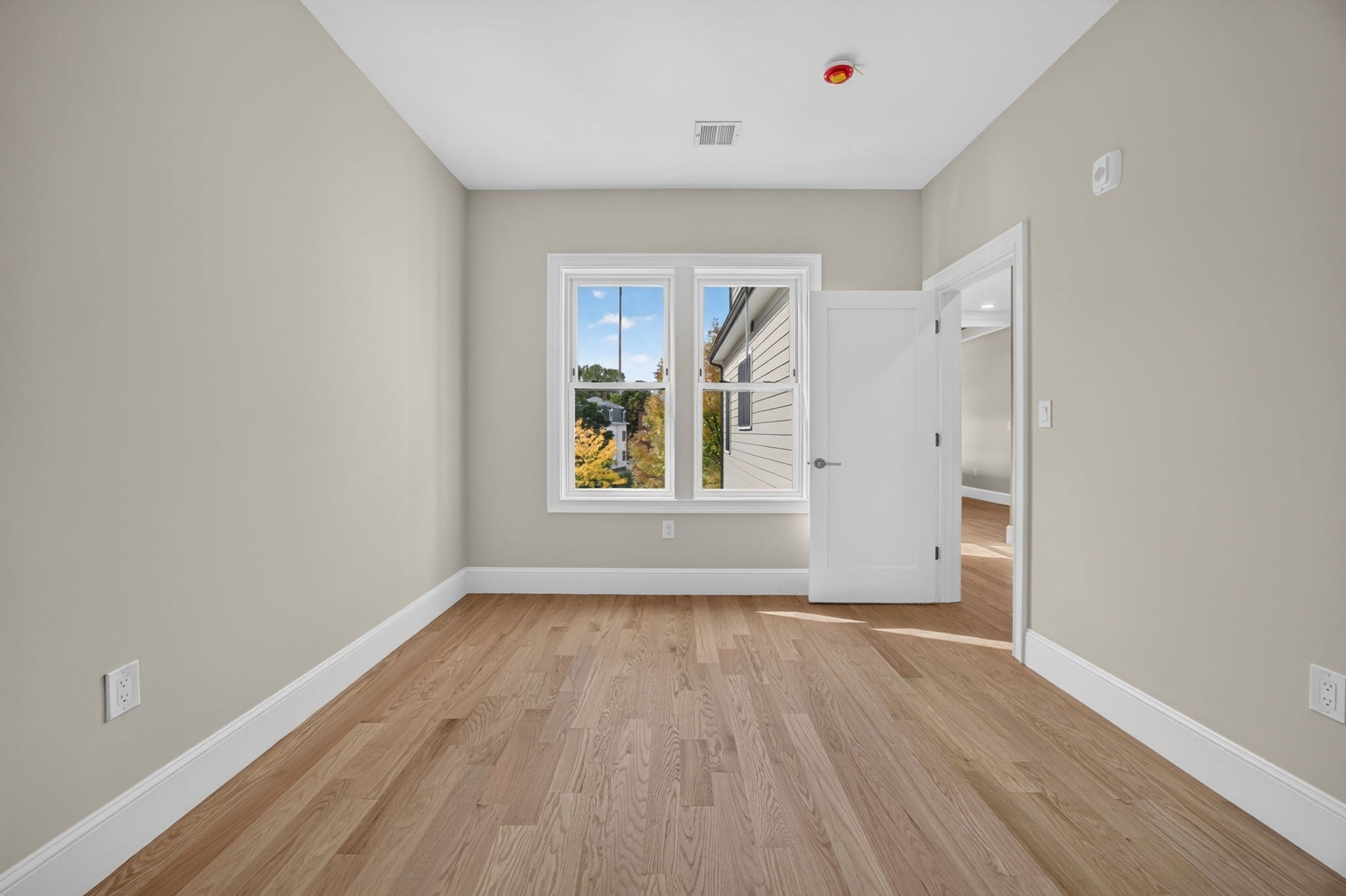 737 Somerville Ave #B, Somerville, MA, 737 Somerville Ave #B, Somerville, MA Photo #14