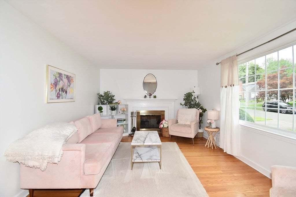 25 Speight Arden, East Longmeadow, MA, 25 Speight Arden, East Longmeadow, MA Photo #9