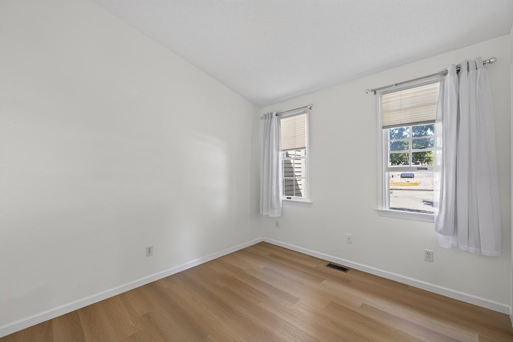 735 Willett Ave #305, East Providence, RI Photo #23