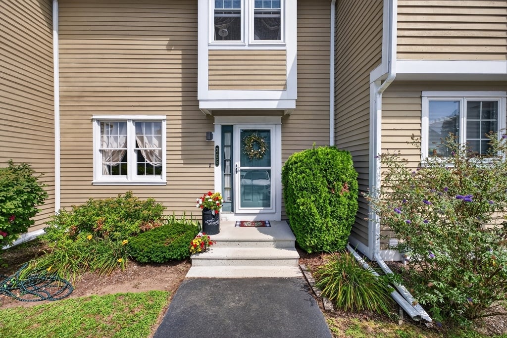 735 Willett Ave 305