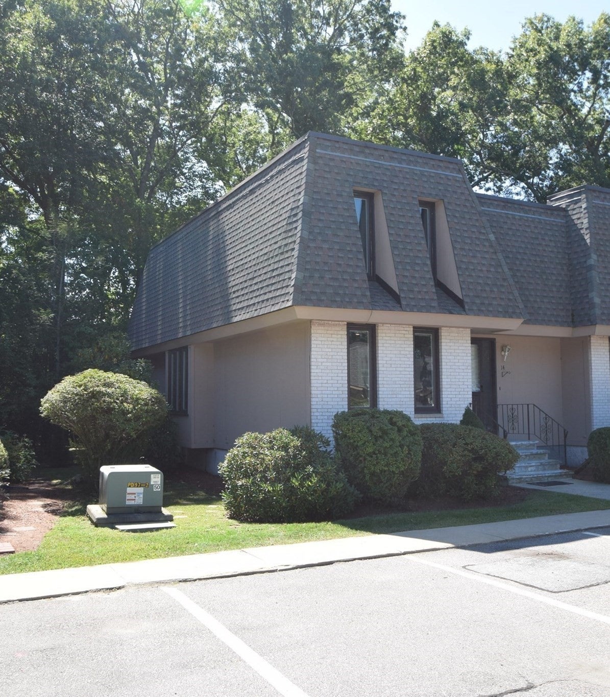 Photo of 14 Grove Sq, Randolph, MA
