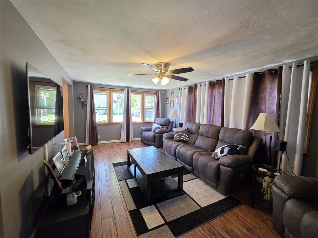 101 Frontenac Street, Chicopee, MA, 101 Frontenac Street, Chicopee, MA Photo #6