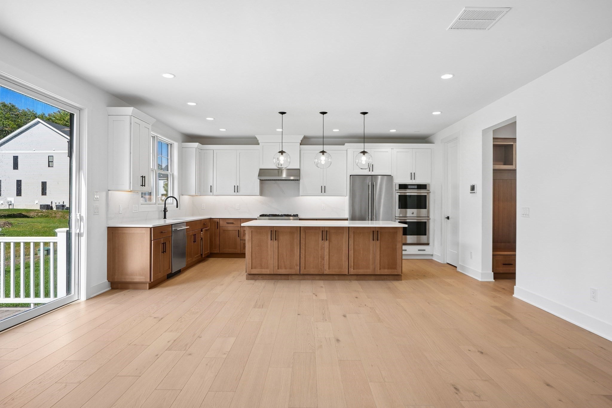 5 Shoreline Dr 14