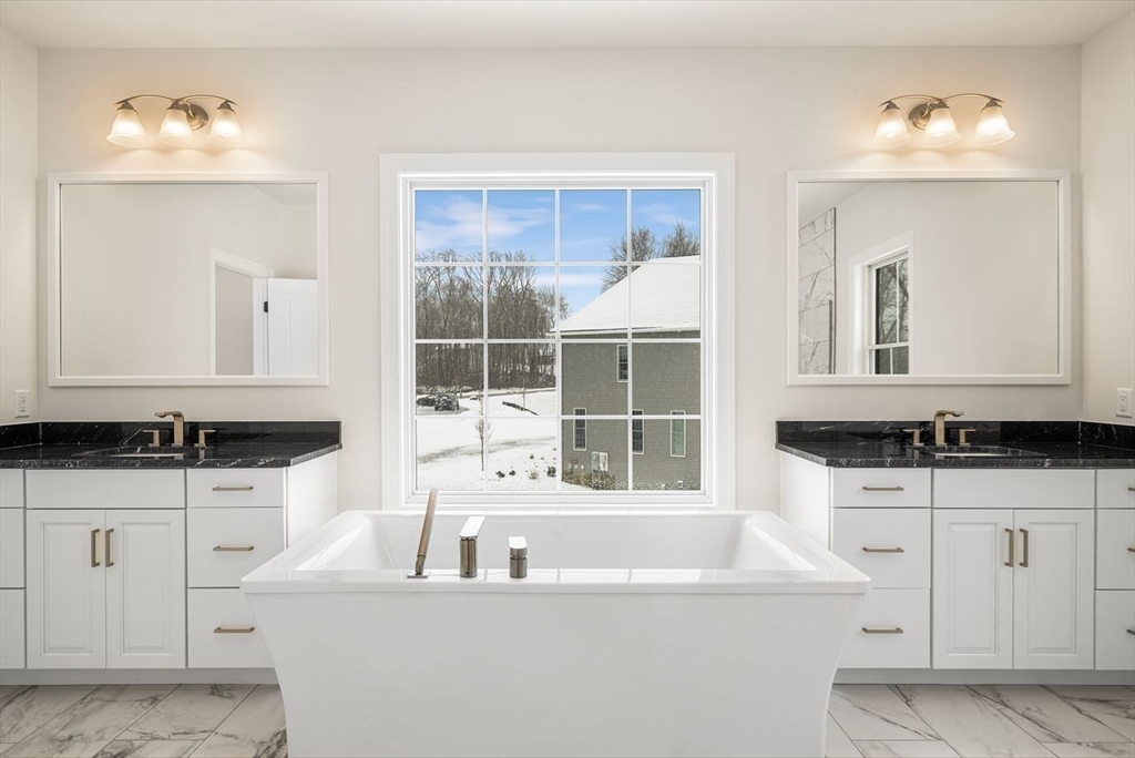 5 Shoreline Dr 14
