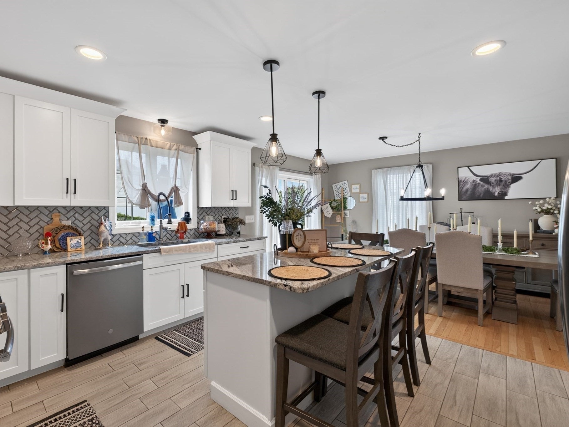17 Montgomery St, Fall River, MA, 17 Montgomery St, Fall River, MA Photo #19