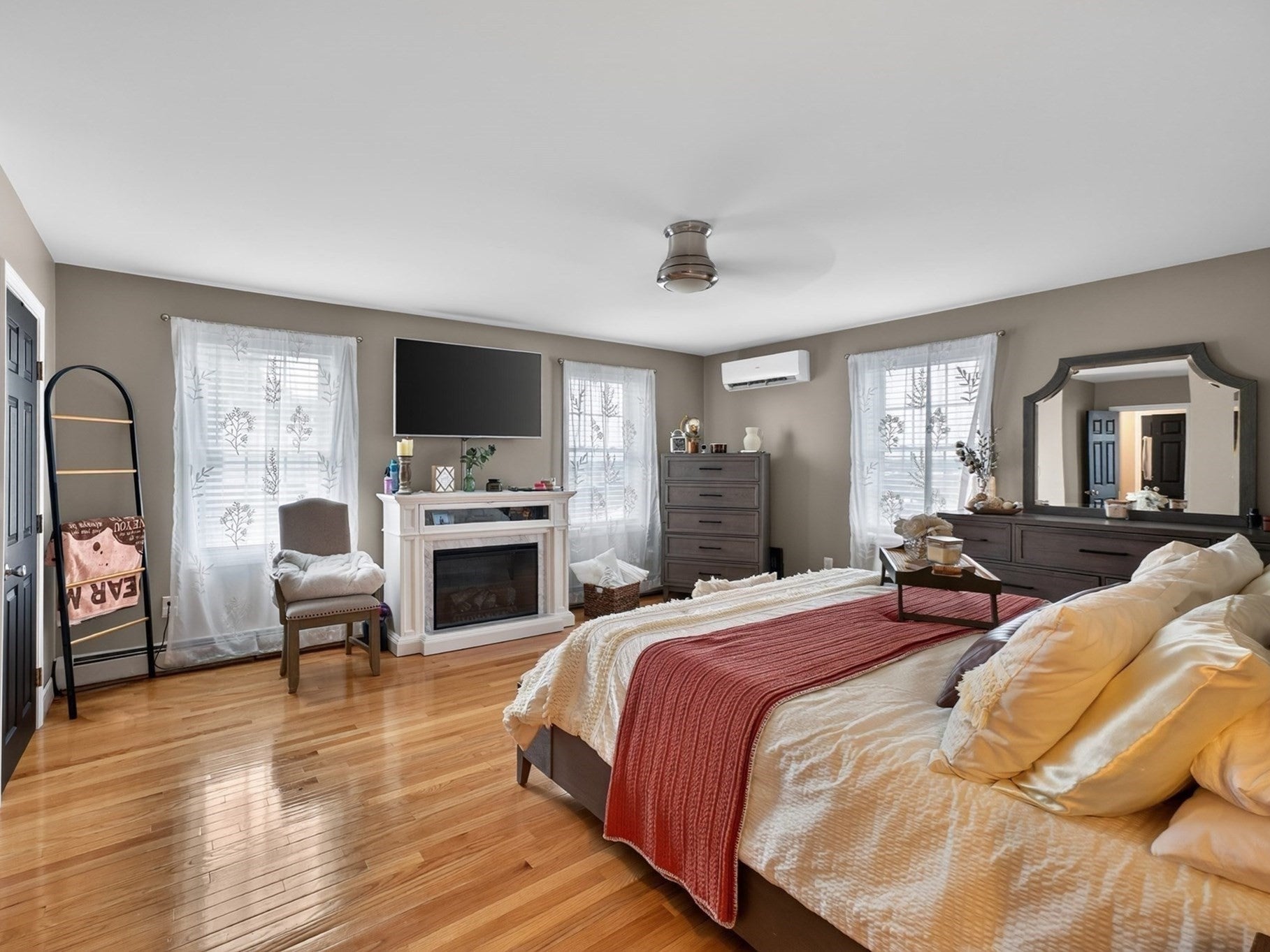 17 Montgomery St, Fall River, MA, 17 Montgomery St, Fall River, MA Photo #24