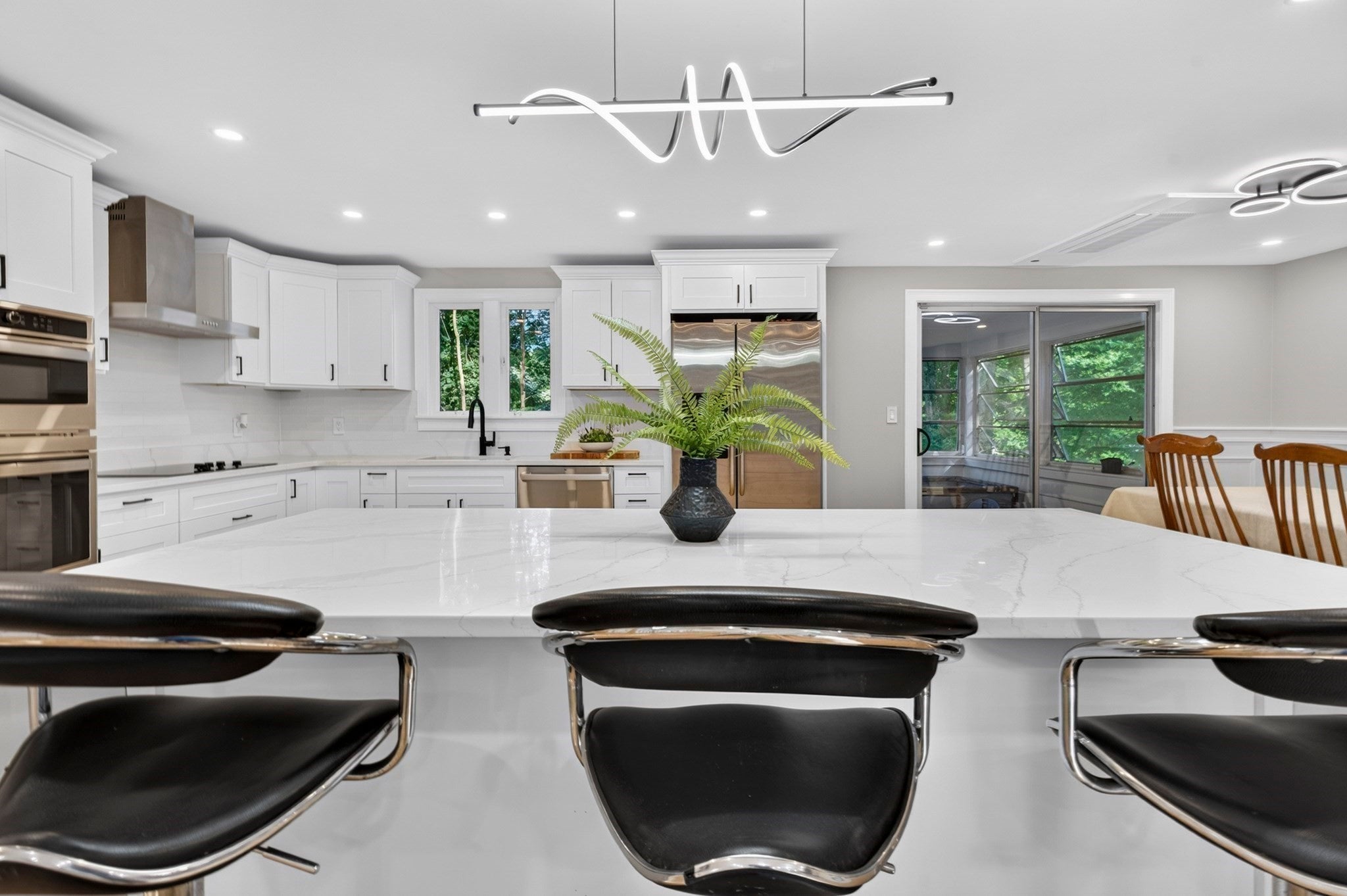 14 Travis Dr