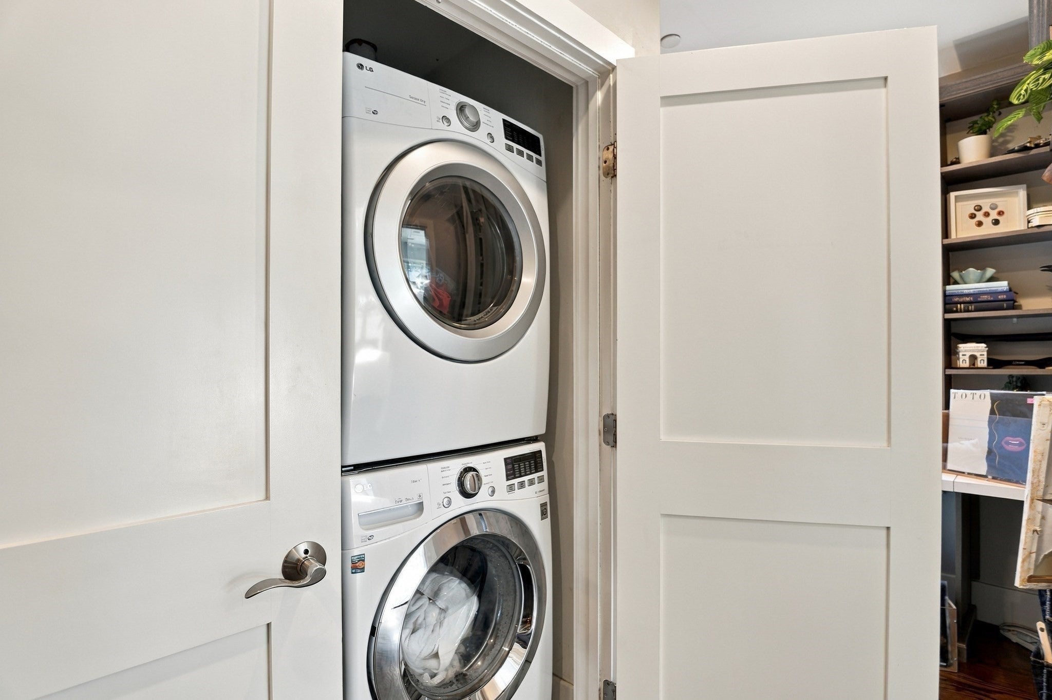 16 Ophir St #1, Boston, MA Photo #21