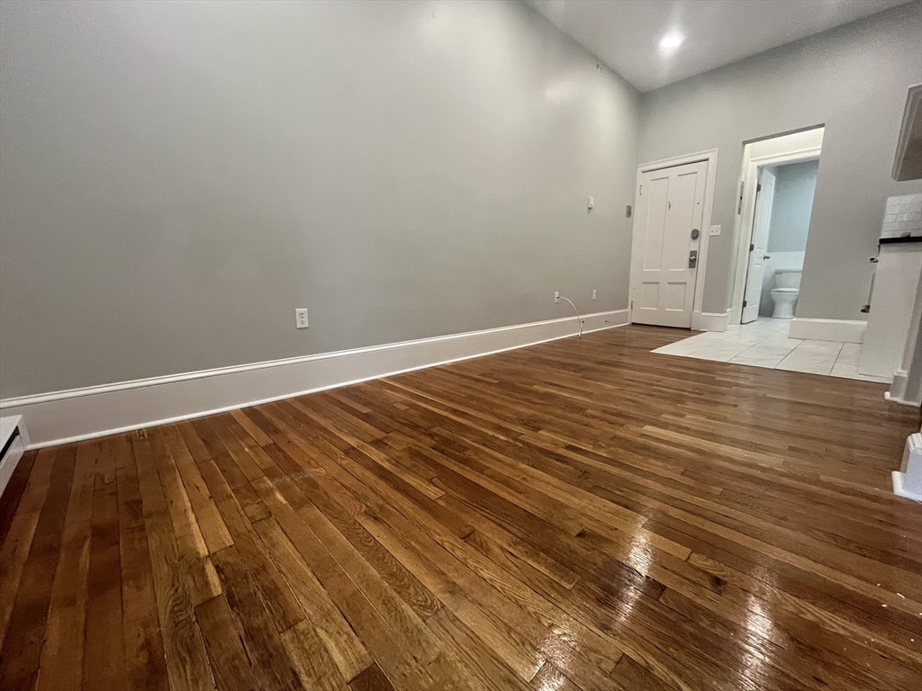 399 Marlborough 6