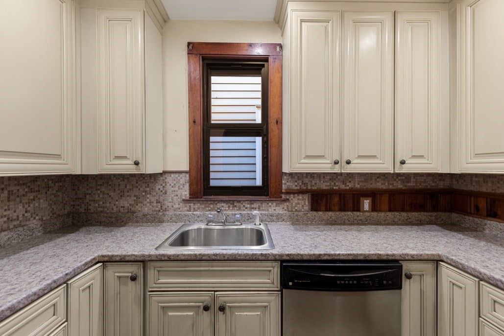 150 Falcon St, Boston, MA, 150 Falcon St, Boston, MA Photo #12