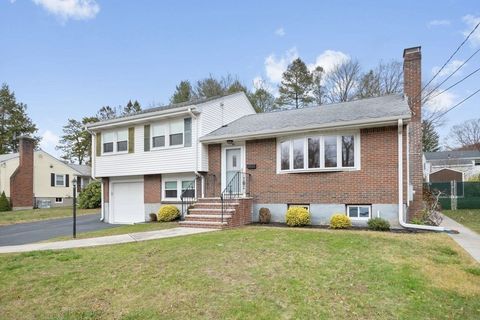 66 Deerfield Rd Norwood MA 02062