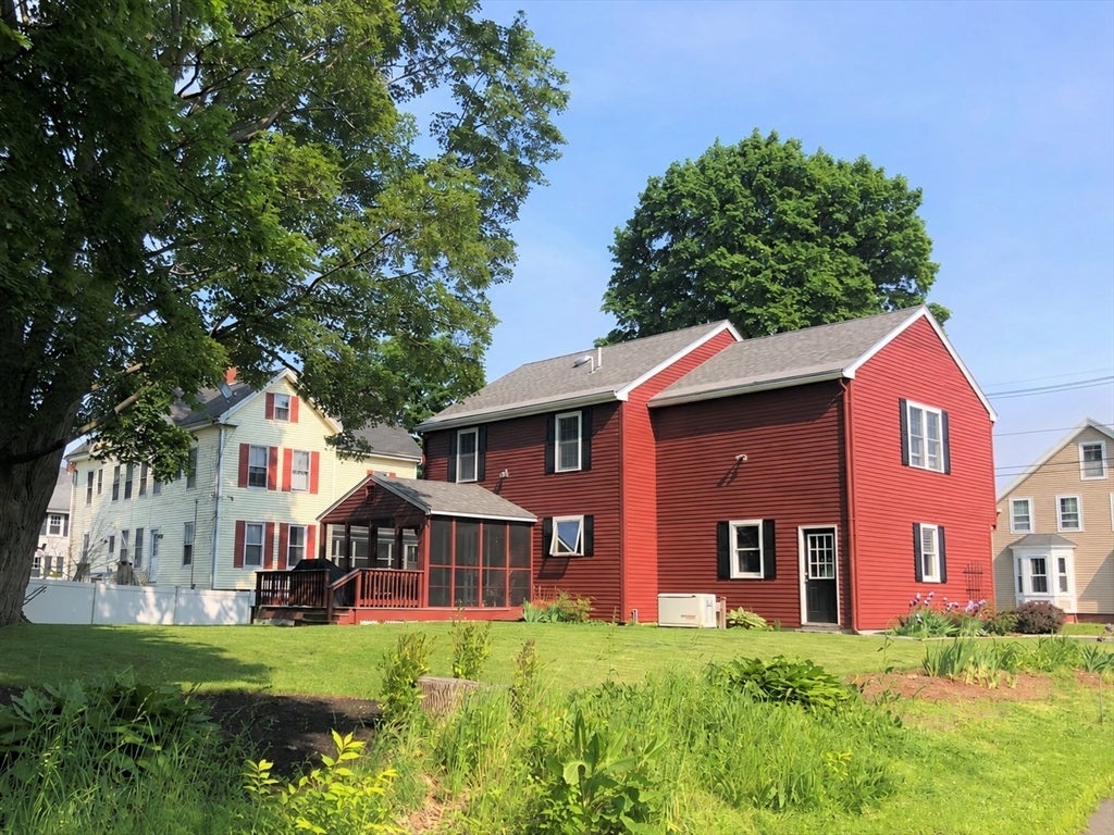 21 Chester St, Amesbury, MA, 21 Chester St, Amesbury, MA Photo #23