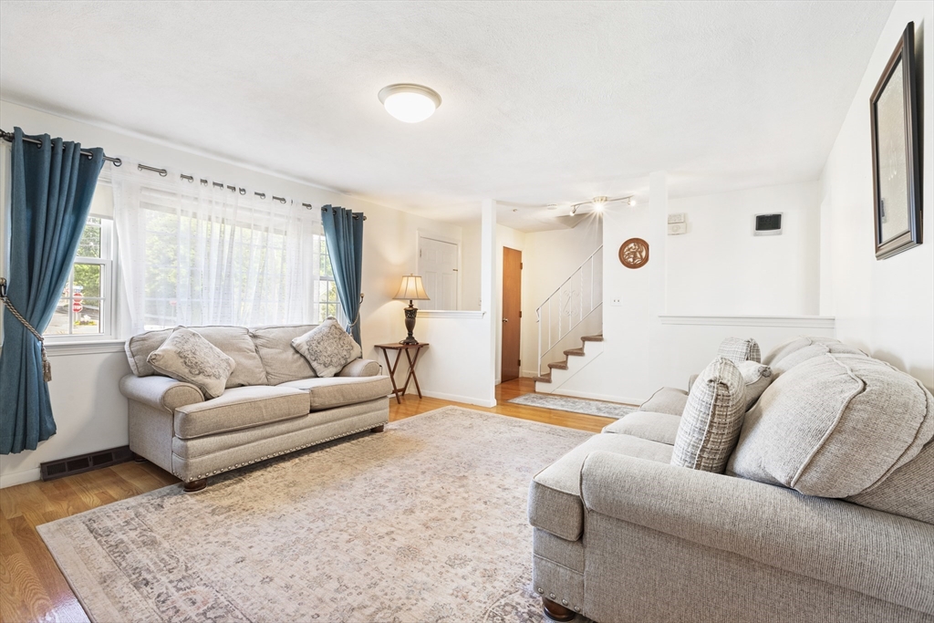156 Old St 156