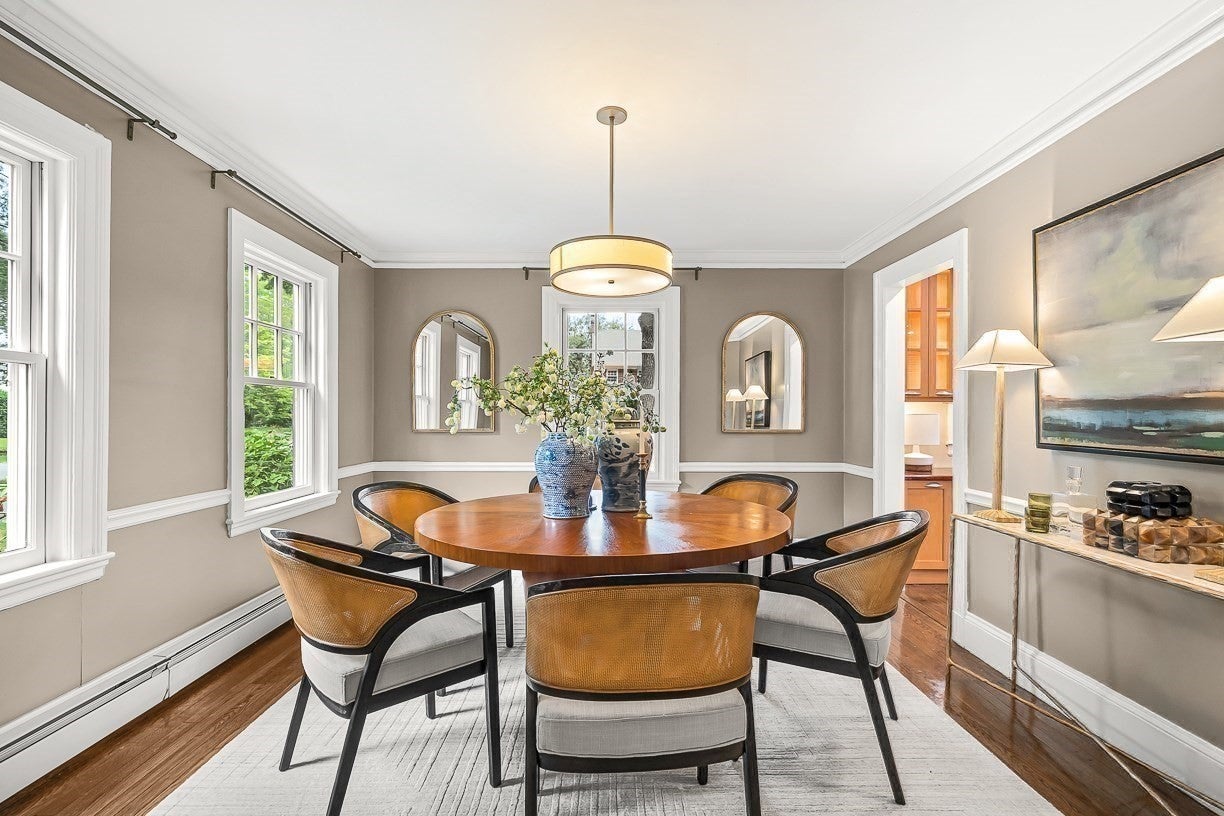 8 Tennyson Rd, Wellesley, MA Photo #19