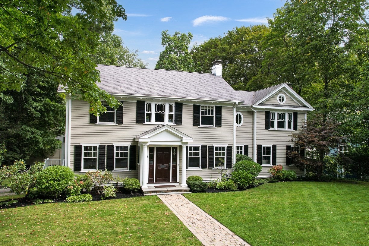 8 Tennyson Rd, Wellesley, MA Photo #40