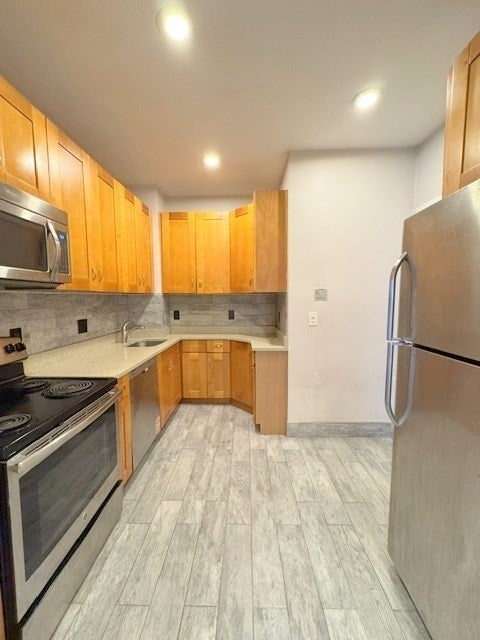 15 Park Vale Ave 9
