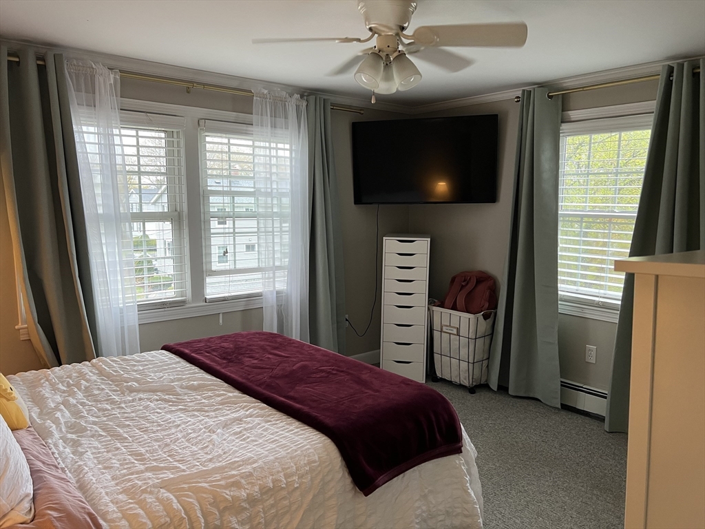 Danvers, Massachusetts 01923, United States, 2 Bedrooms Bedrooms, ,1 BathroomBathrooms,Residential,Active,119047