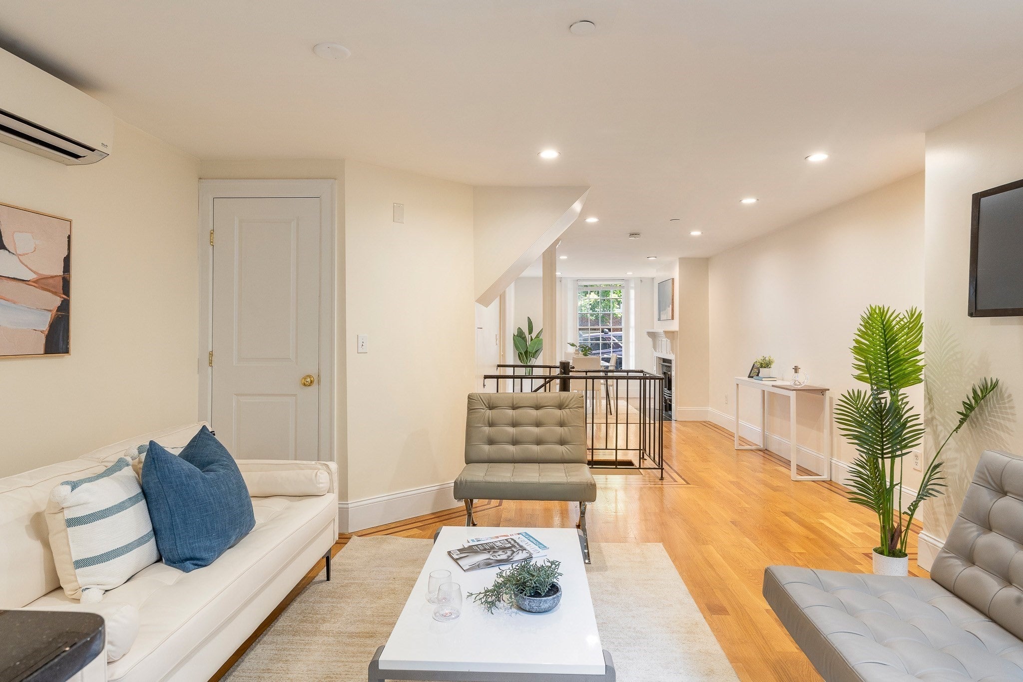 20 Joy St #1, Boston, MA Photo #10