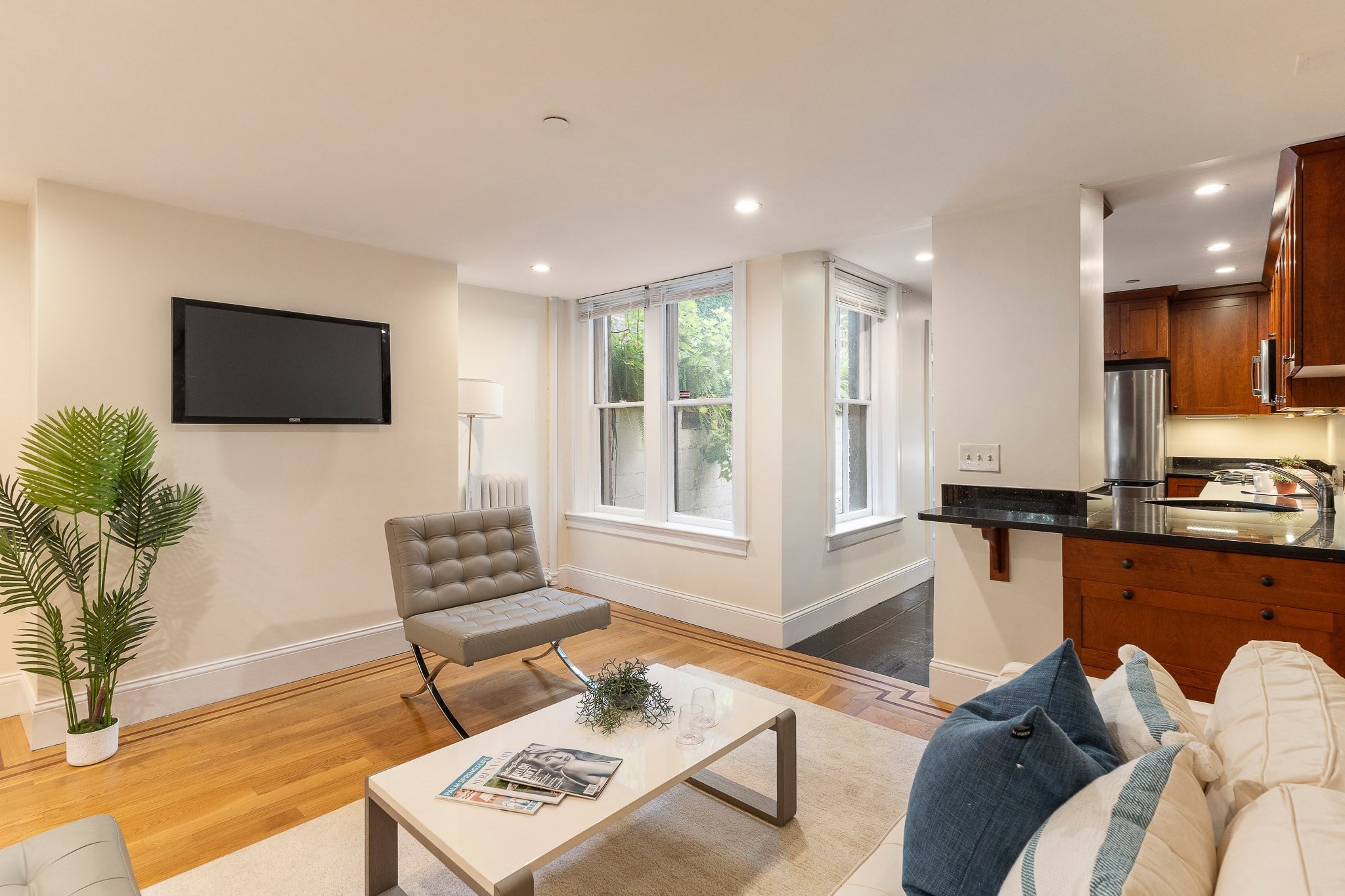 20 Joy St #1, Boston, MA Photo #11