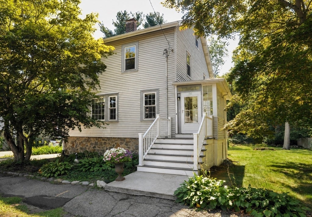Photo of 66 Ferncroft Rd, Milton, MA