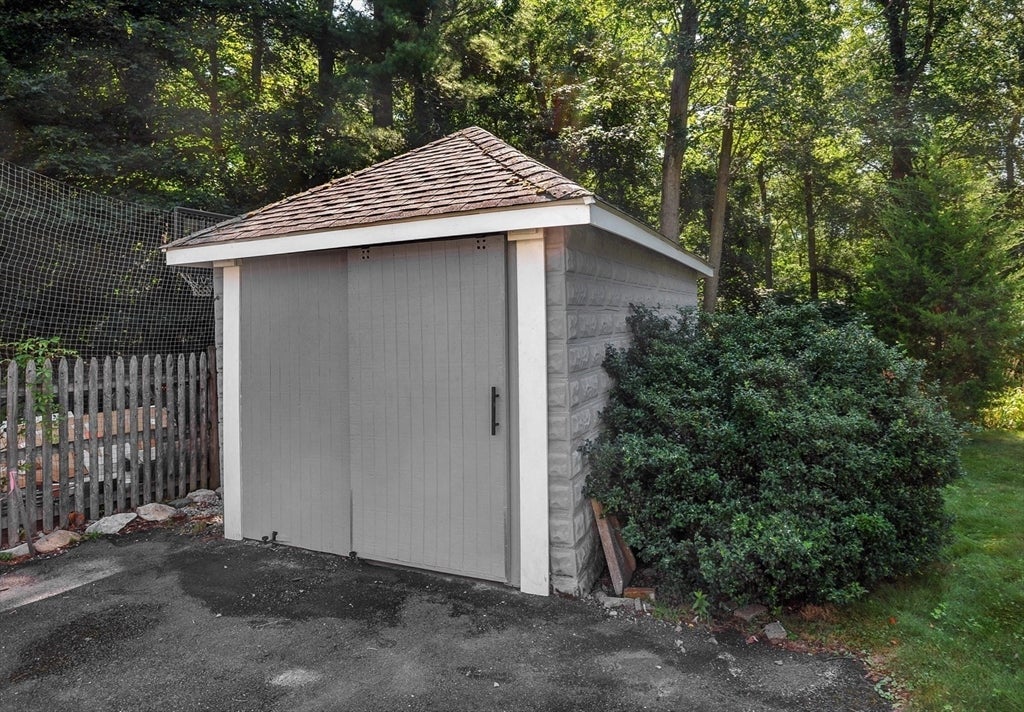 66 Ferncroft Rd, Milton, MA Photo #20