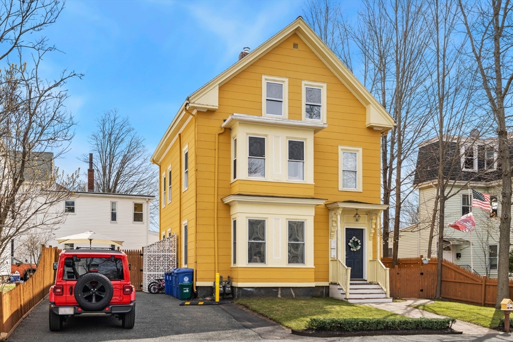 52 Chestnut Street