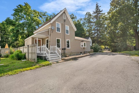 Photo of 2 California Ln, Amesbury, MA 01913 (MLS # 73545643)