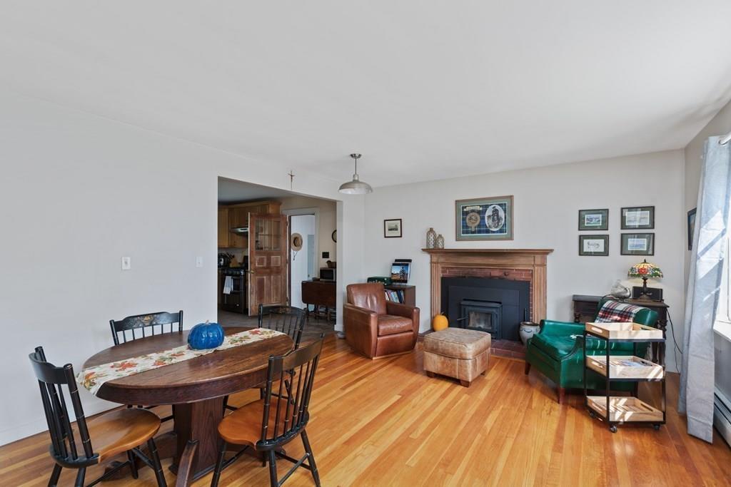 46 Cheney Ave