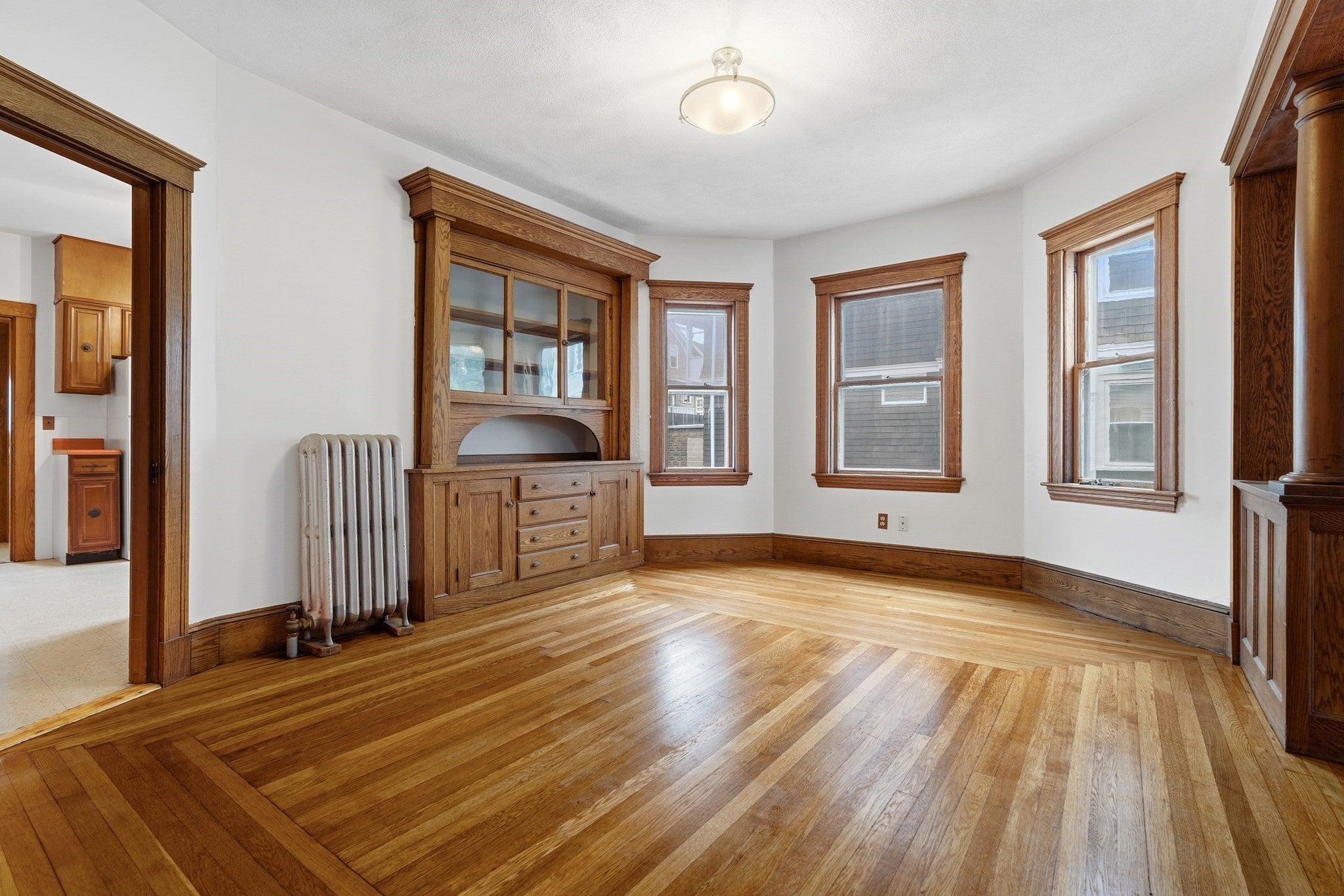 39 Harlow St #1, Arlington, MA Photo #2