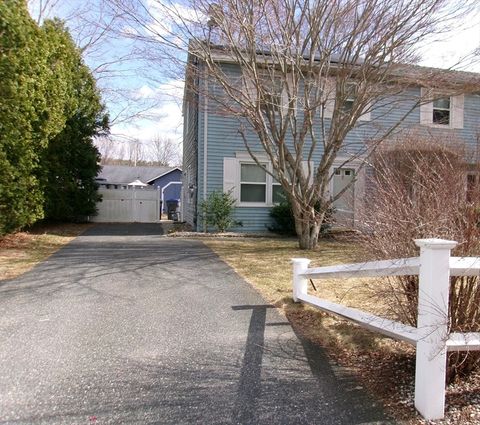 117 Saint Andre Dr Uxbridge MA 01569