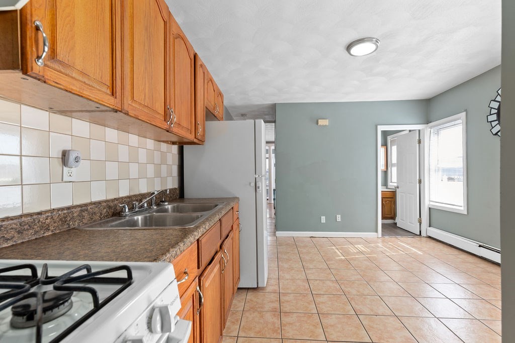 82-84 Webster St, Pawtucket, RI, 82-84 Webster St, Pawtucket, RI Photo #2