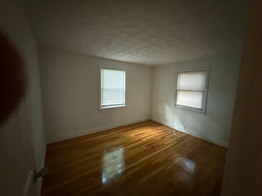 266 Lowell St, Wilmington, MA, 266 Lowell St, Wilmington, MA Photo #8
