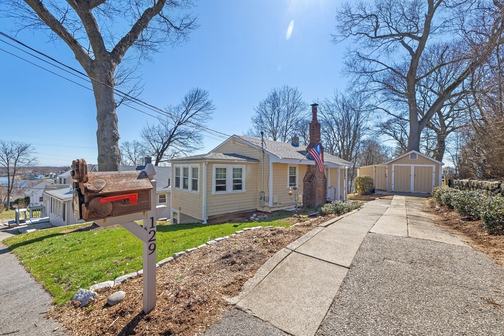 129 Audubon Ave