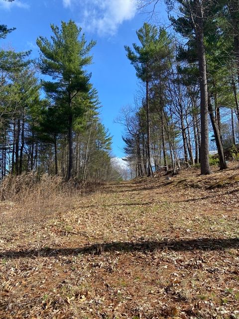 91 Burlingame Rd Charlton MA 01507