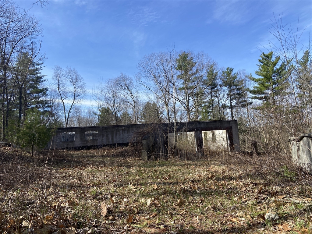 91 Burlingame Rd