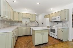 30 Rogers Road, Falmouth, MA Photo #10