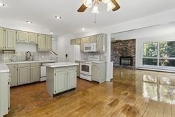 30 Rogers Road, Falmouth, MA Photo #9