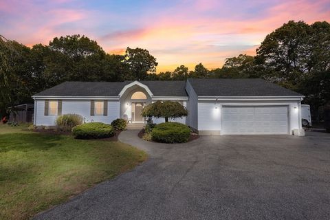 50 Dexter Ave Seekonk MA 02771