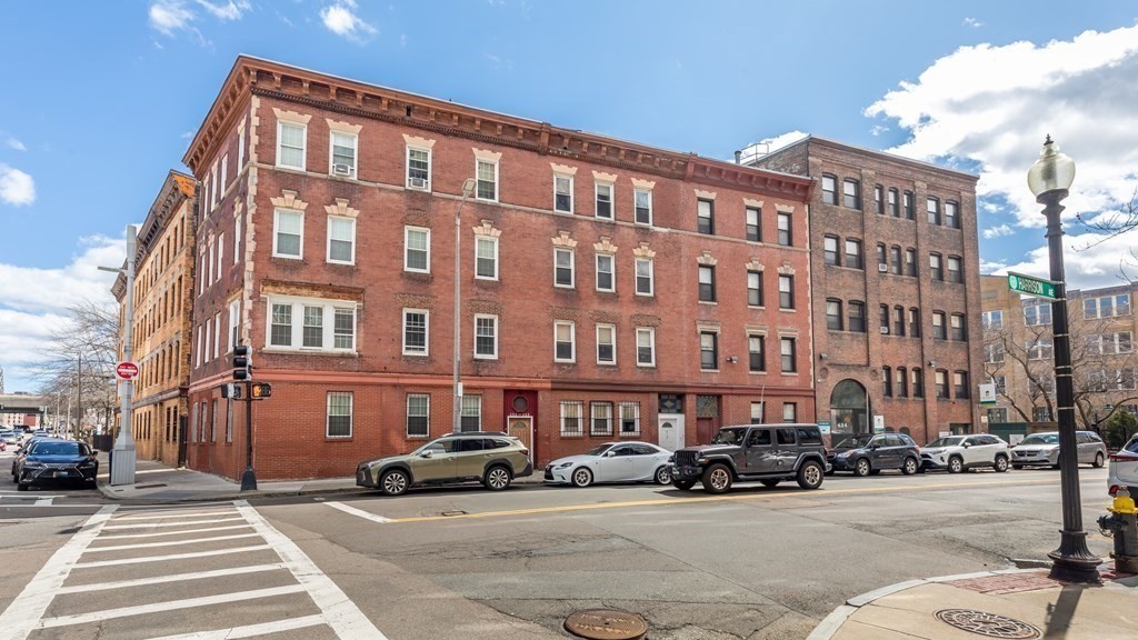 410-412 Harrison Ave