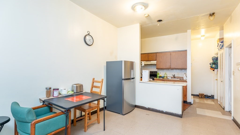 410-412 Harrison Ave