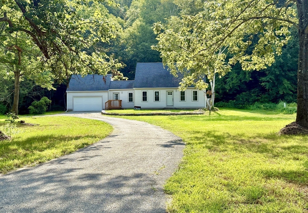 132 Meadow Rd