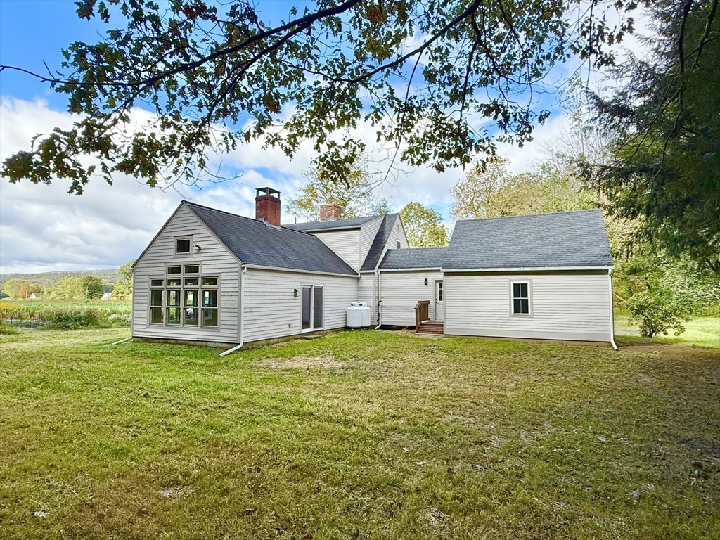 132 Meadow Rd