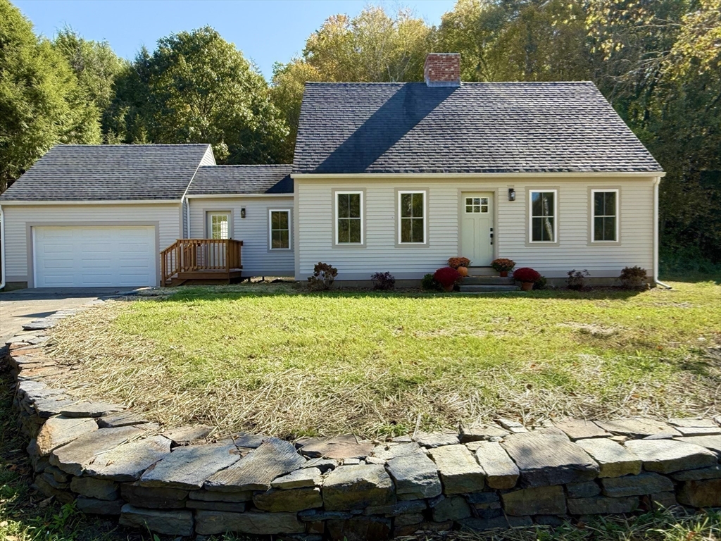 132 Meadow Rd