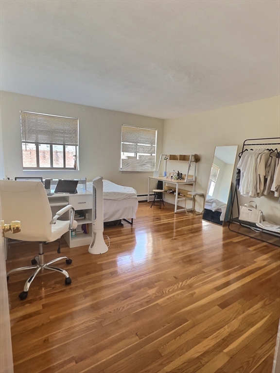 1027 Commonwealth Ave 32