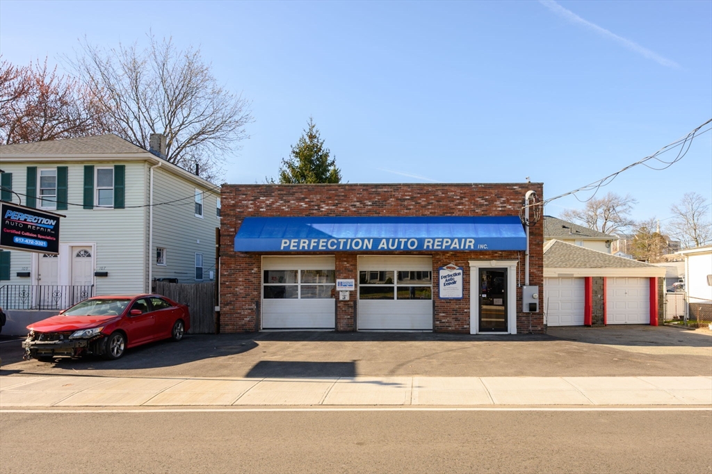 Photo 1 of 28 — 105-109 Water St, Quincy, MA 02169
