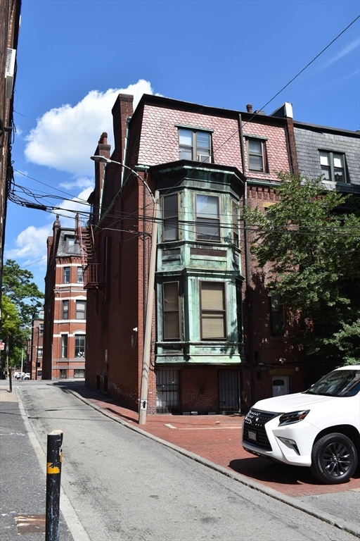 31 Fairfield St