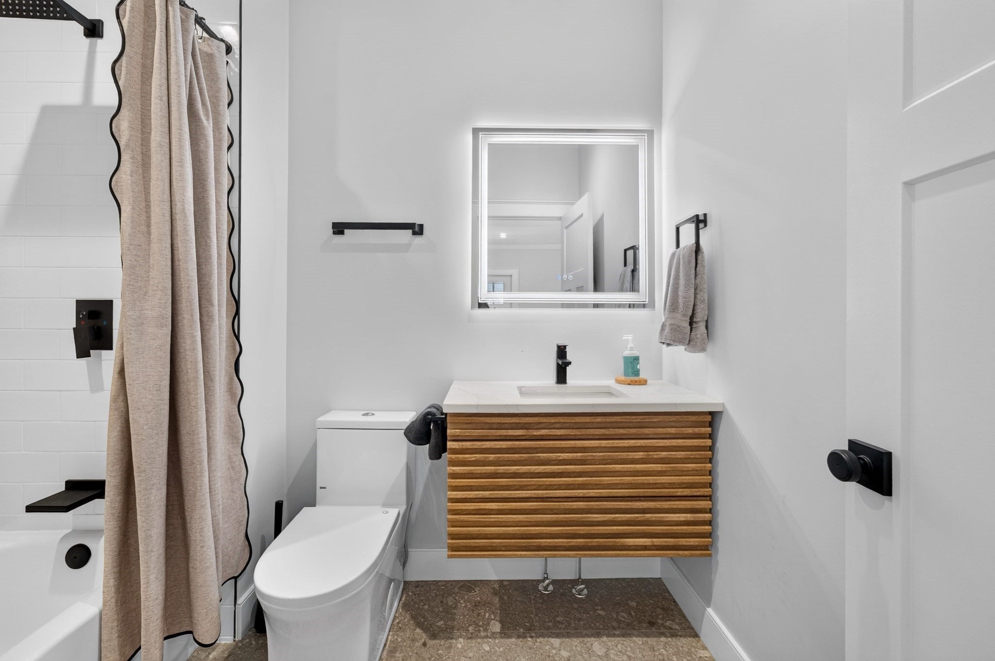 66 Farquhar ST #1, Boston, MA Photo #17