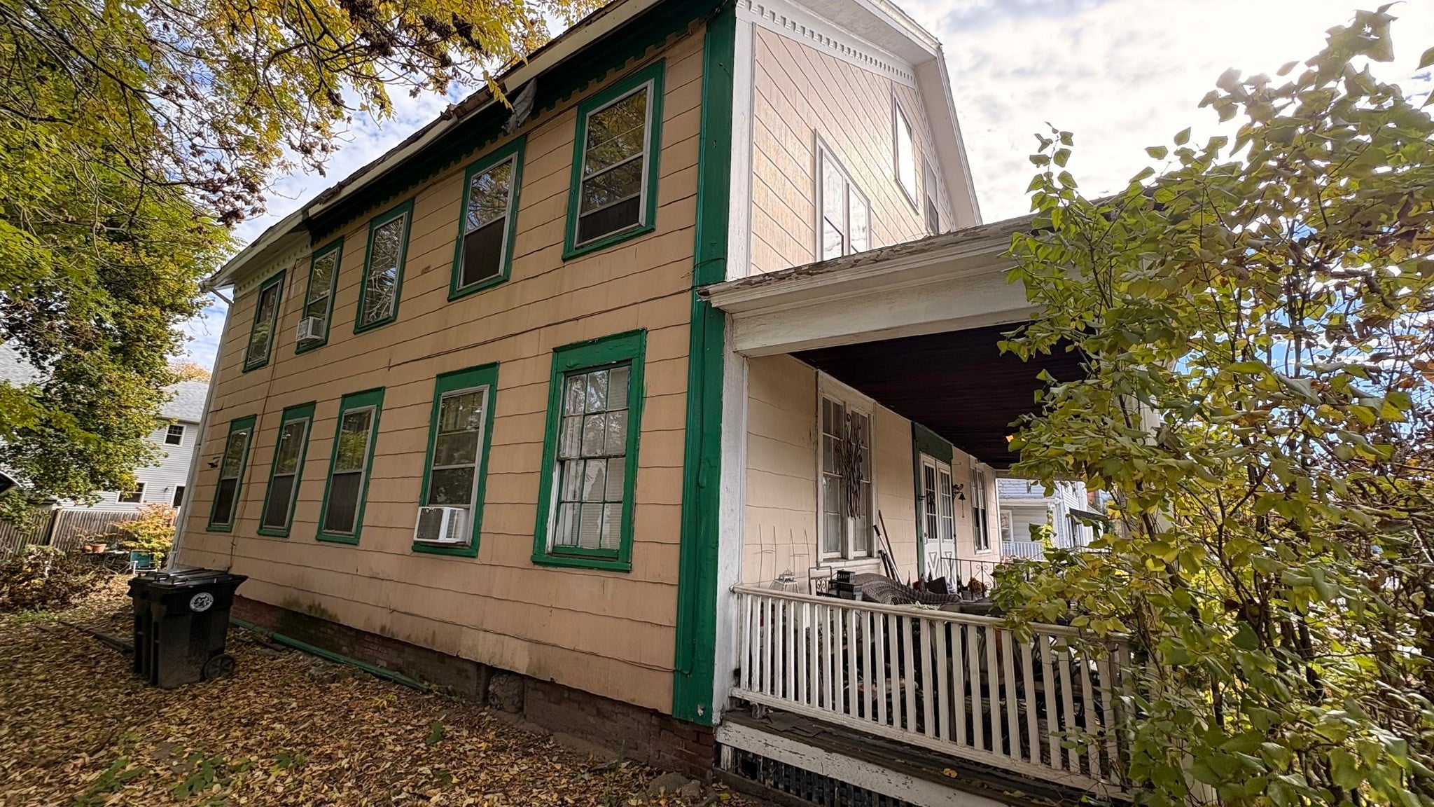 40-42 Irving St