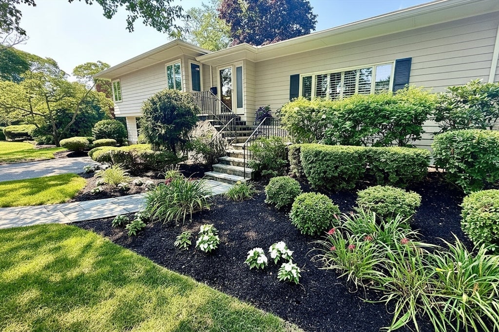 33 Glendale Road, Marblehead, MA, 33 Glendale Road, Marblehead, MA Photo #2