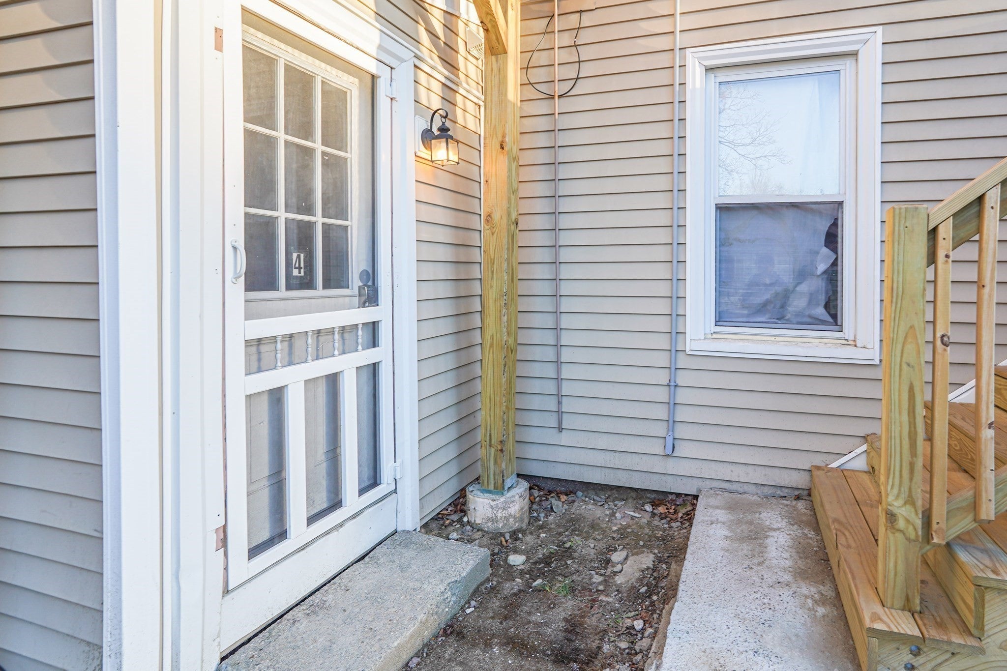 62-64 Willow Rd